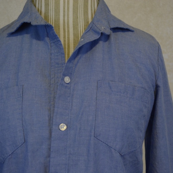END OF YEAR SALE  Faded Glory Button Down Size: (S) 4/6 - Picture 2 of 6